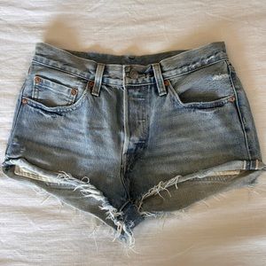 Levi’s 501 Original Short in Blue - Size 26
